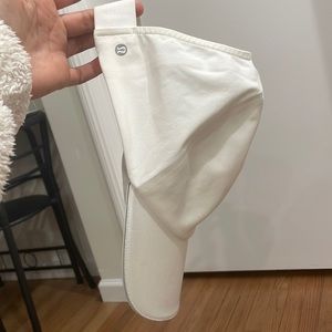 Women’s fast and free pony hat